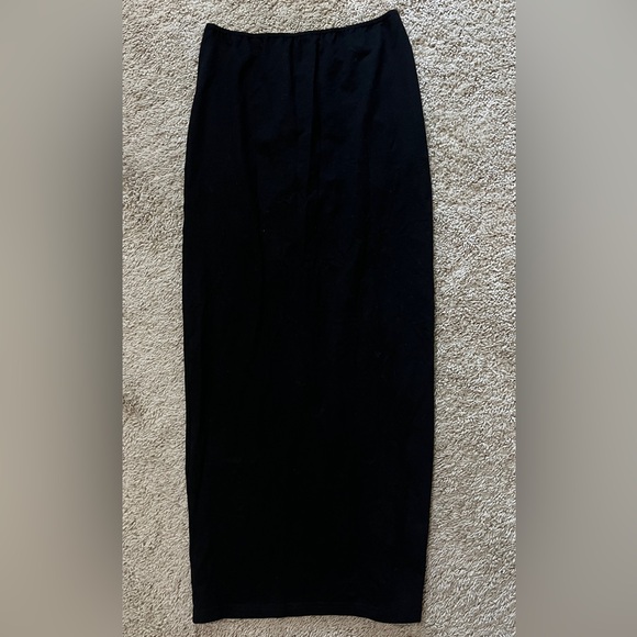 Edikted Black Skirt with Slit - Picture 5 of 6